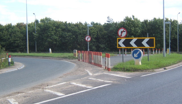 File:No right turn - Geograph - 931956.jpg