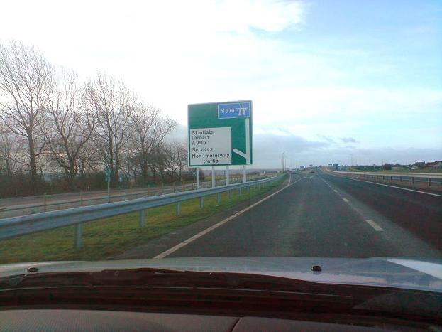 File:Motorway ahead - Coppermine - 20853.jpg