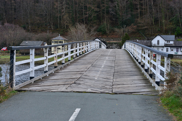 File:Penmaenpool Bridge (C) Nigel Brown - Geograph - 3823557.jpg