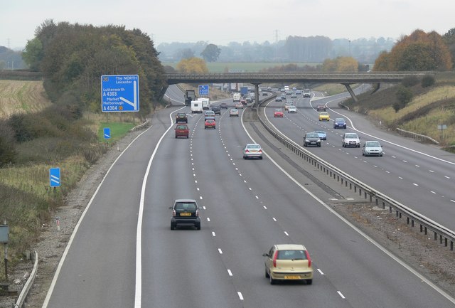 File:Towards junction 20 of the M1 Motorway - Geograph - 606705.jpg