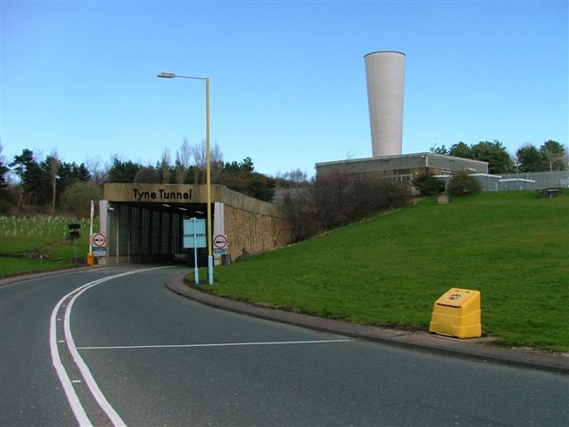 File:Tyne Tunnel North Entrance - Geograph - 149562.jpg