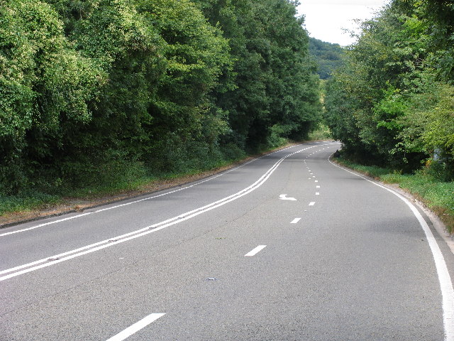 File:A435, Charlton Hill.jpg