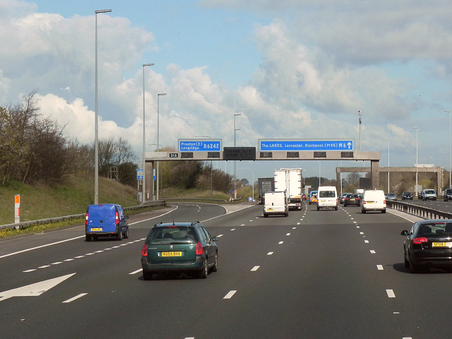 File:M6 Northbound, Junction 31A - Geograph - 2913919.jpg