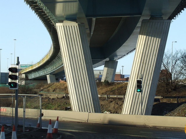 File:New flyover - Geograph - 1656040.jpg