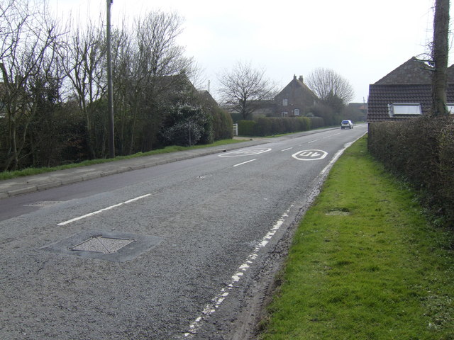 File:B4058 entering Rangeworthy from the north - Geograph - 489683.jpg