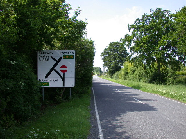 File:A505 junction sign on the B1368 - Geograph - 832302.jpg