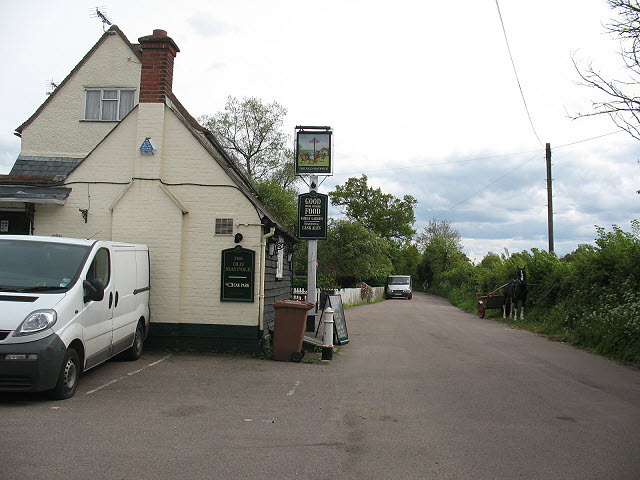 File:The Old Maypole, Water End - Geograph - 1334133.jpg