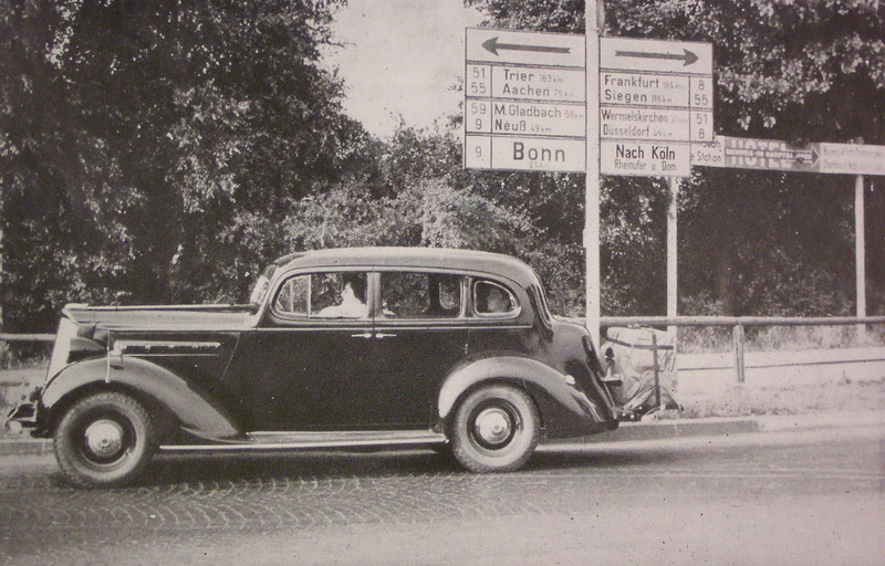 File:Indian-concrete-journal-autobahn-007-surface-road-direction-signs.jpg