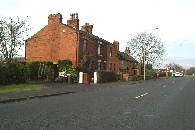 File:Cottages beside the B5253 - Geograph - 107593.jpg