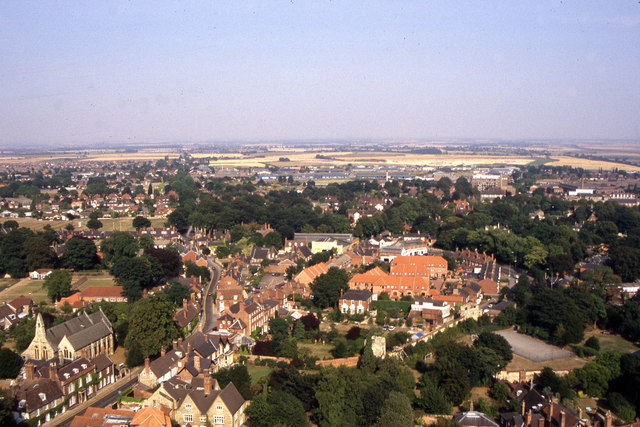 File:Looking towards Langworthgate from the top of the tower, Lincoln Cathedral - Geograph - 6480573.jpg
