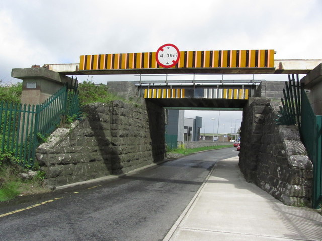 File:Low bridge on N63, Killashee St, SW of Longford - Geograph - 4638749.jpg