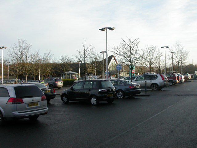 File:Cherwell Valley Services - Geograph - 1046460.jpg