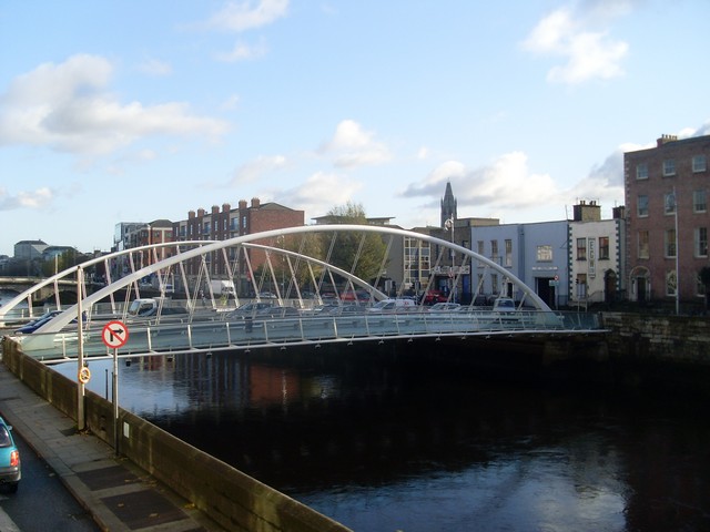 File:James Joyce Bridge - Geograph - 1578108.jpg