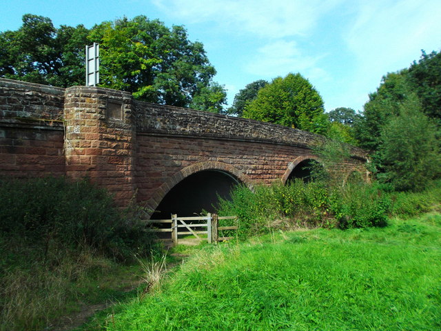 File:New Stare Bridge -east side (C) John Brightley - Geograph - 3343789.jpg