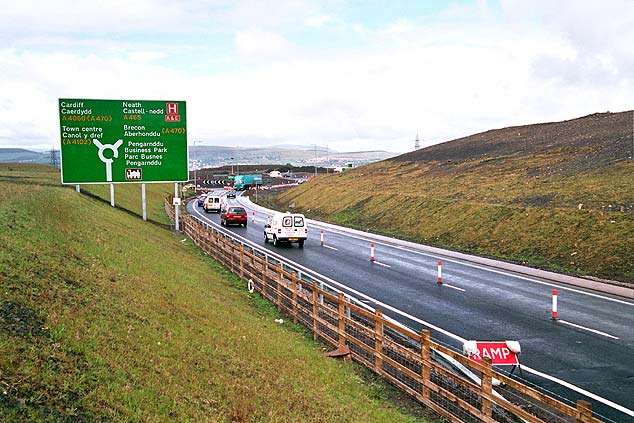 File:A465 dualling - Dowlais - Coppermine - 4896.jpg