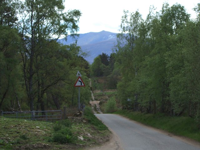 File:B976 deviating from line of Old Military Road - Geograph - 443270.jpg