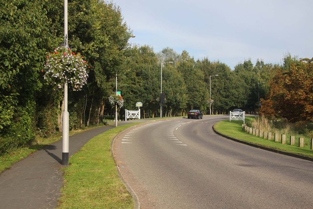 File:Watermead in Aylesbury (C) Steve Daniels - Geograph - 3170391.jpg