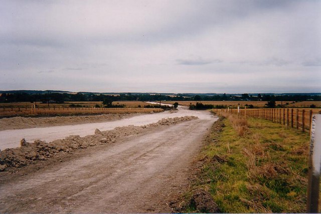 File:It's a long road - Geograph - 836647.jpg