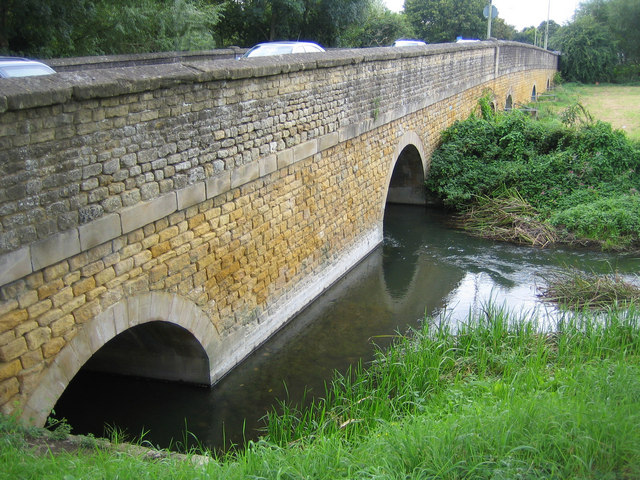 File:River Ock- Ock Bridge in Abingdon - Geograph - 542578.jpg