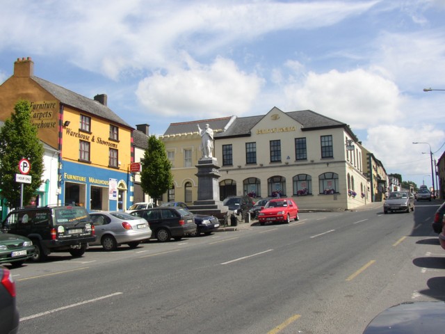 File:Street scene with statue of Father John Murphy, Tullow - Geograph - 203187.jpg
