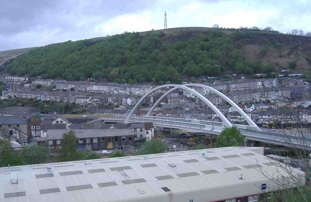 File:Rheola Bridge, Porth - Geograph - 414378.jpg