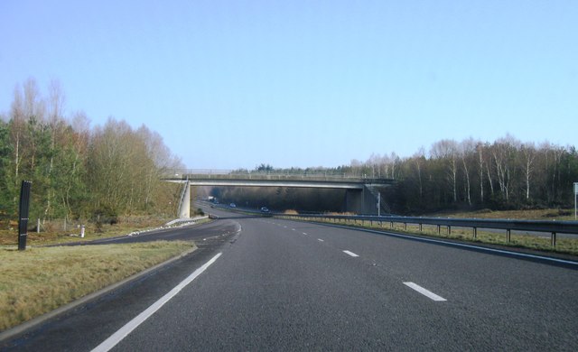 File:Bridge over A3 - Geograph - 2794709.jpg