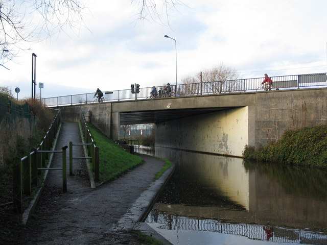 File:A51 Tarvin Road bridge - Geograph - 304932.jpg