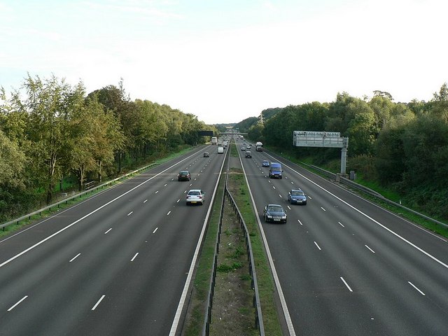 File:M6 looking south - Geograph - 250666.jpg