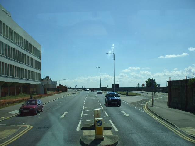 File:Southend seafront - Geograph - 913920.jpg