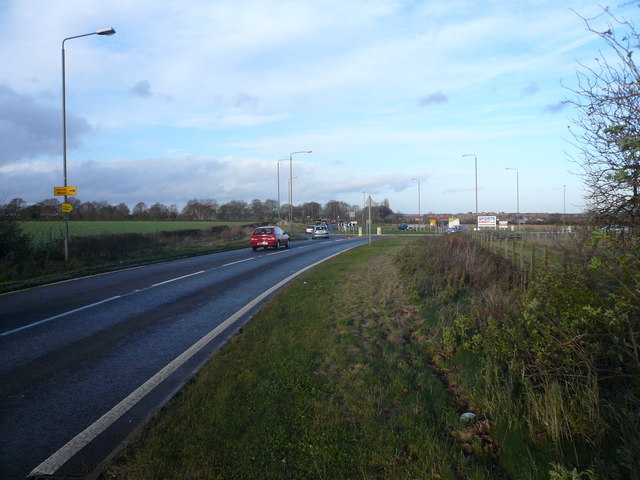 File:Approaching Roundabout on B6407 - Geograph - 625327.jpg