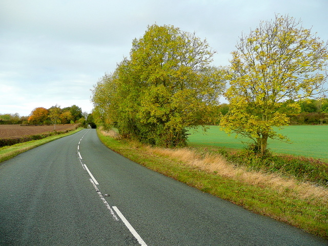 File:A438 west towards Ledbury - Geograph - 1550570.jpg