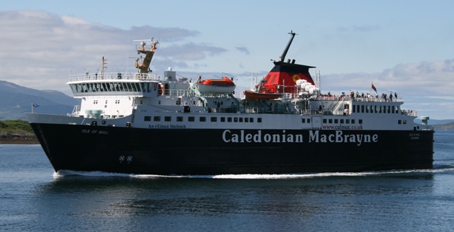 File:Mull-ferry2.jpg