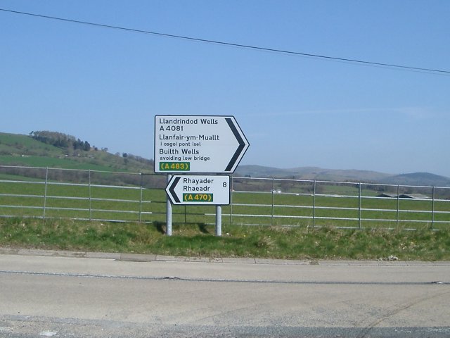 File:Road Sign at junction of A4081 & B4358 - Geograph - 400440.jpg