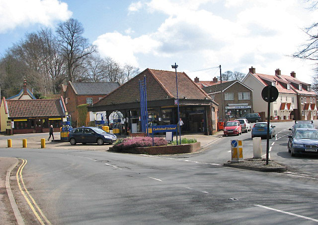 File:The Coltishall Island - Geograph - 742765.jpg