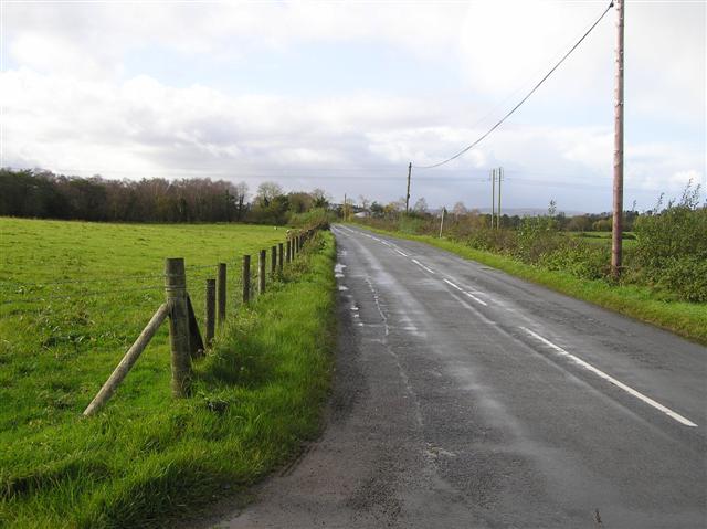 File:B4 (Drumnakilly Road) - Geograph - 1015151.jpg