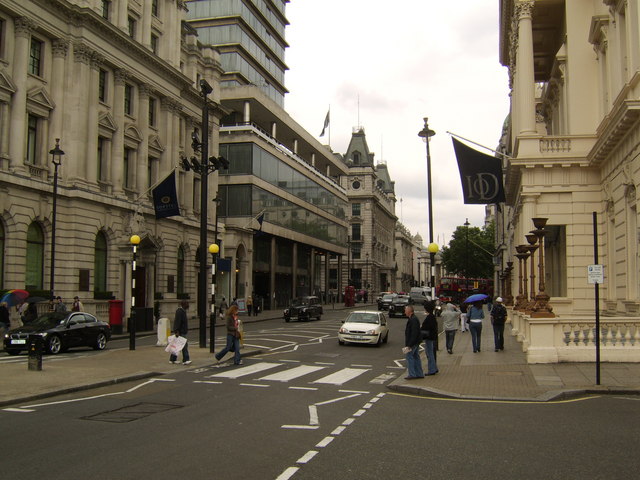 File:Pall Mall (C) Stephen Sweeney - Geograph - 479310.jpg