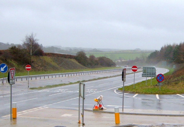 File:A38 Eastbound - Geograph - 342680.jpg