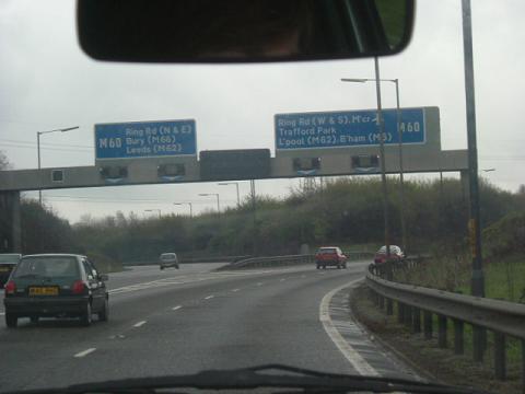 File:The split for the M60 at the southern end of the M61. - Coppermine - 1217.jpg