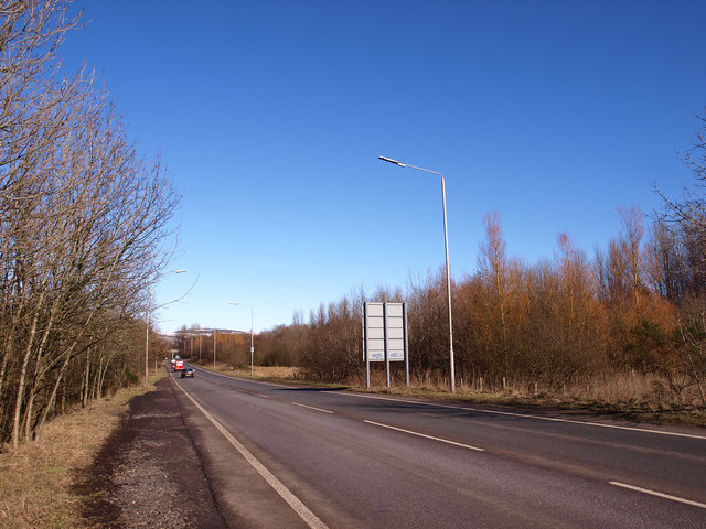 File:A726, Rashielee, Erskine - Geograph - 1733934.jpg