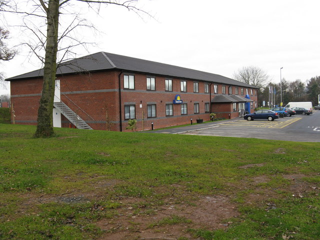 File:Motel at Corley Services (M6 northbound) - Geograph - 1076806.jpg