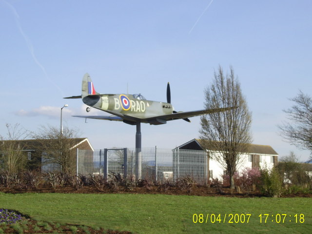 File:Spitfire - Geograph - 396808.jpg