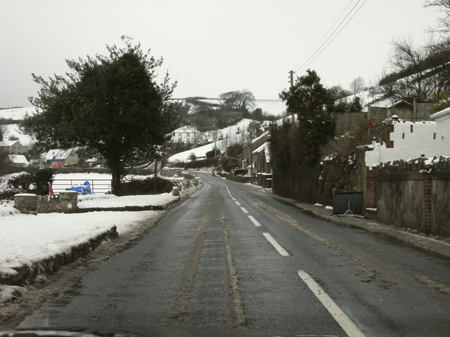 File:Muddiford on the B3230 approaching the junction with Whitefield Hill - Geograph - 1743976.jpg