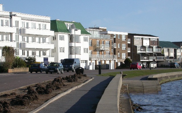 File:Sandbanks Harbour Front - Geograph - 3638.jpg