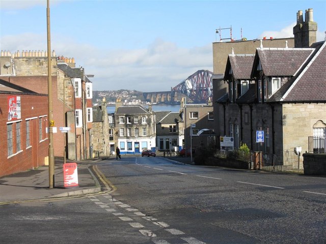 File:Looking down The Loan at Queensferry (C) M J Richardson - Geograph - 1191712.jpg