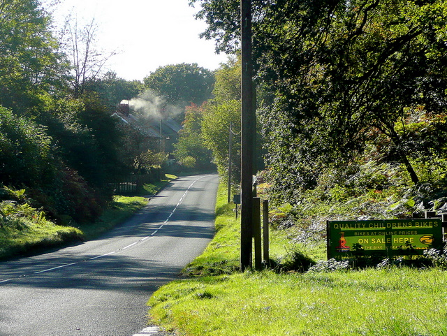 File:B4234, New Road, looking south - Geograph - 1533206.jpg