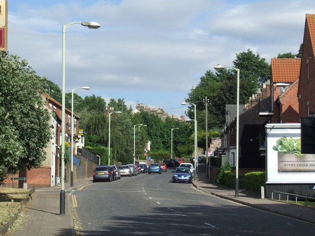 File:Kett's Hill, Norwich - Geograph - 2043867.jpg