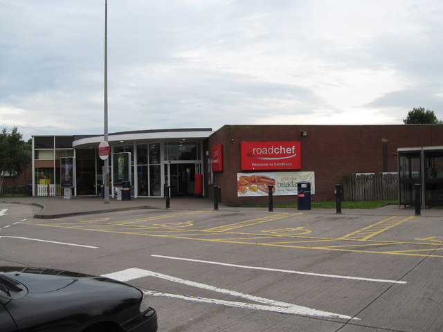 File:M6 - Sandbach services southbound - Geograph - 905278.jpg