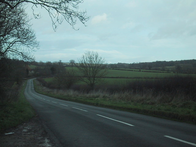 File:Road past Rynehill Farm - Geograph - 1610650.jpg