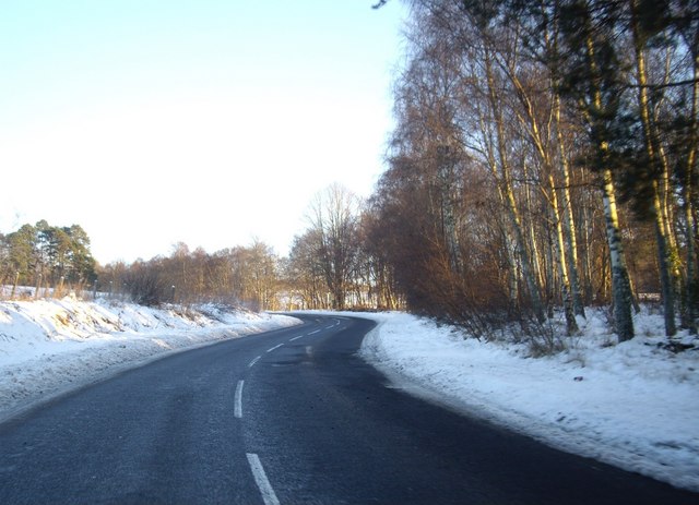 File:B993 to Torphins - Geograph - 1638802.jpg