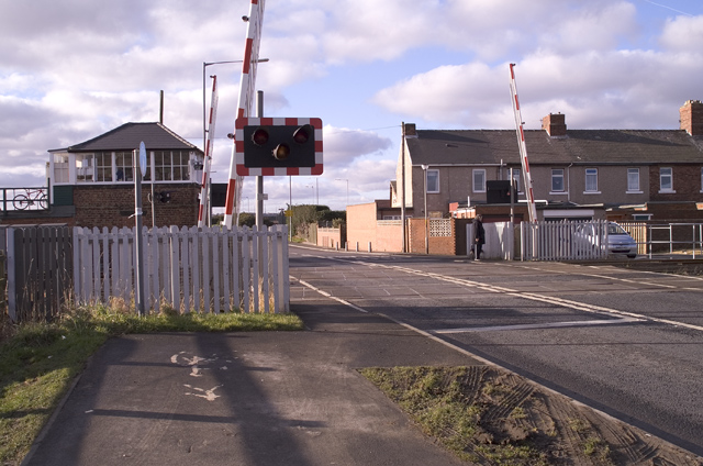 File:Level crossing on A1061 - Geograph - 112024.jpg